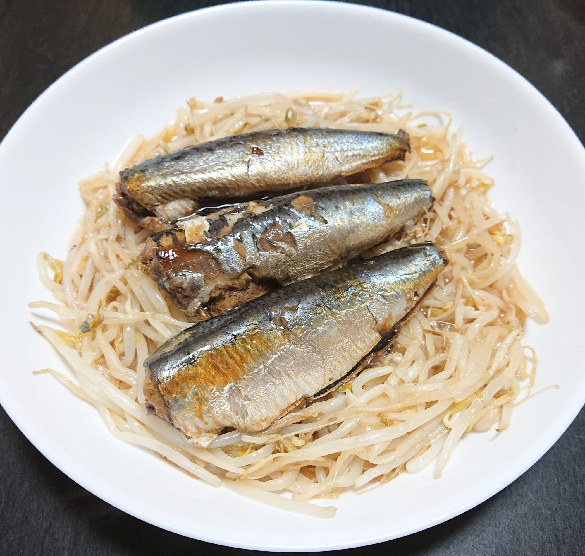 余った煮物で☆イワシともやしを蒸してみた件