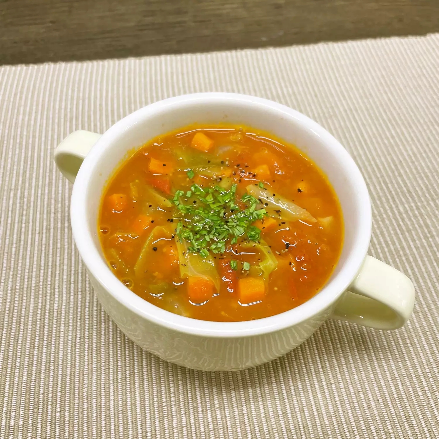 シークワーサー風味　ヘルシー野菜スープ