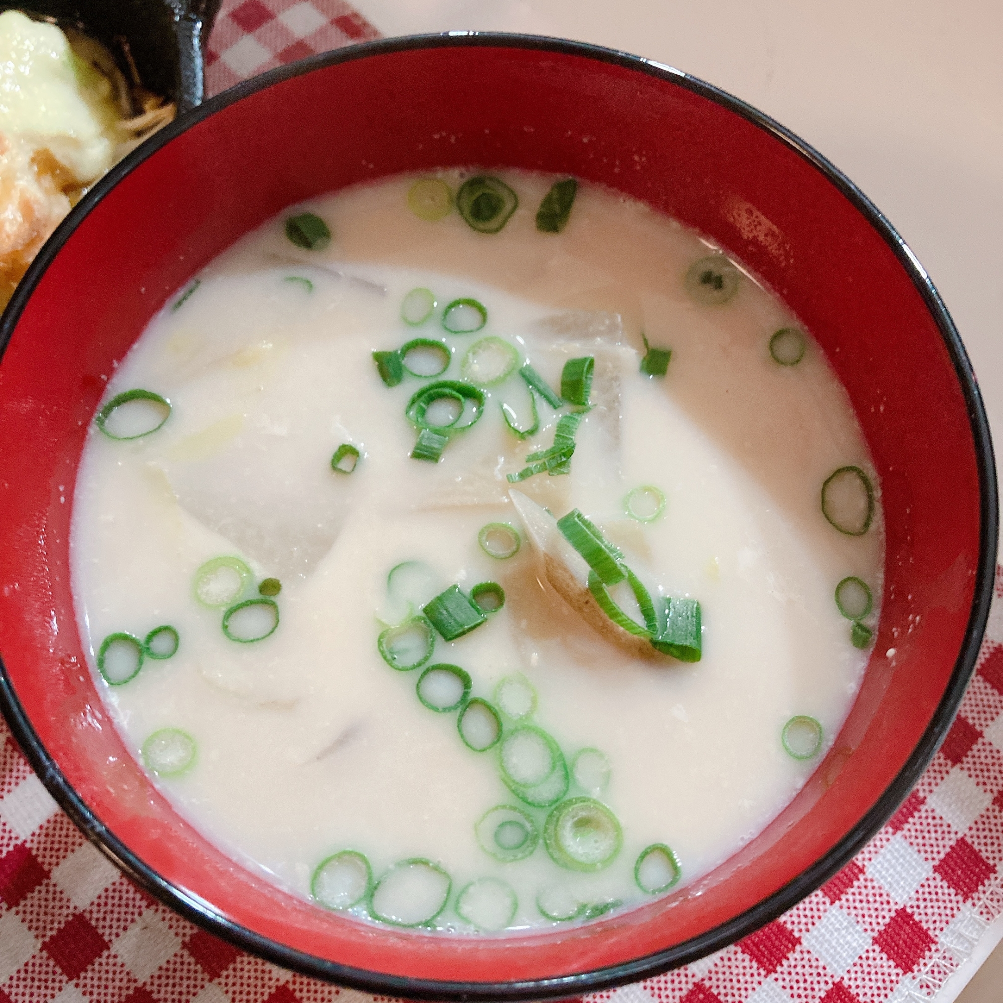 根菜のミルク味噌スープ