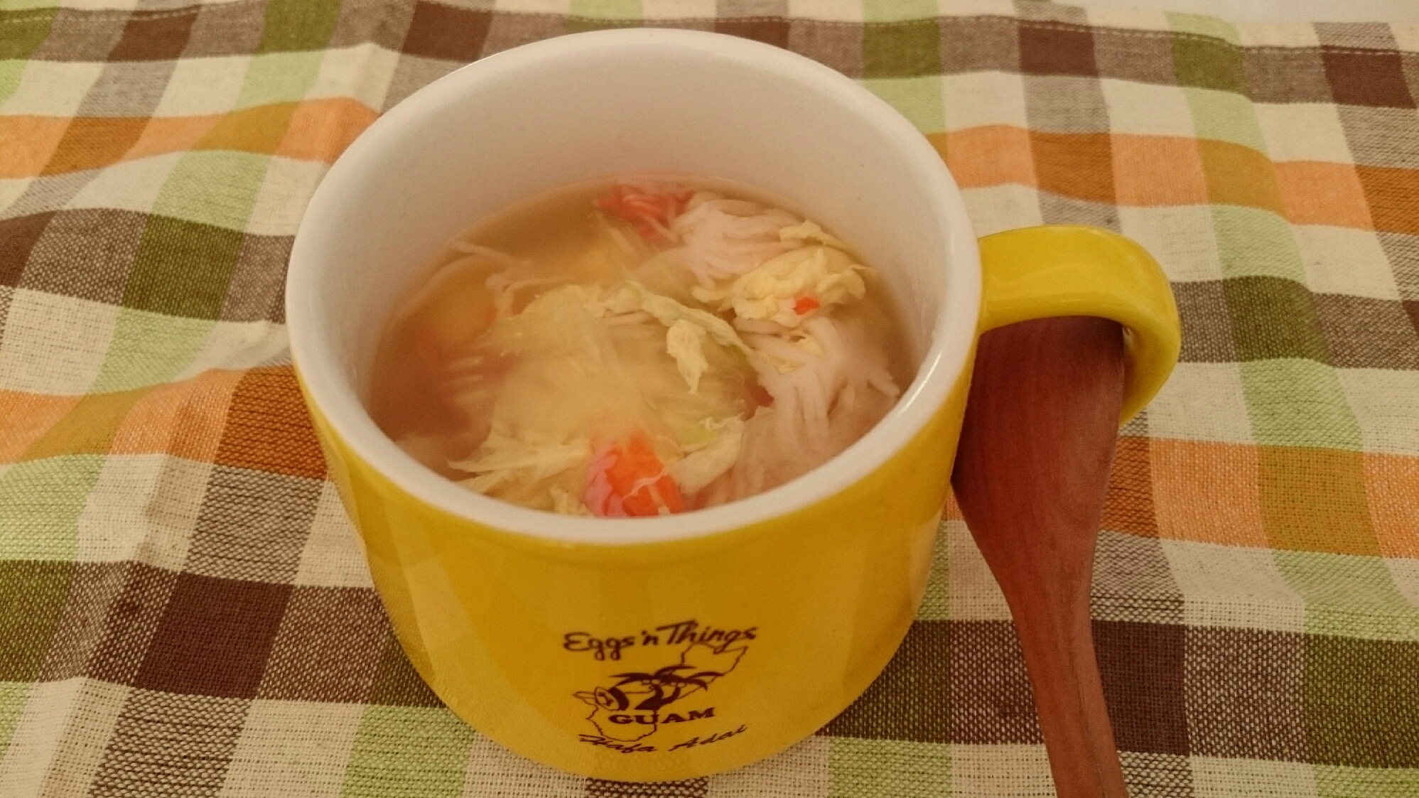 セロリとオーシャンレッグの卵スープ