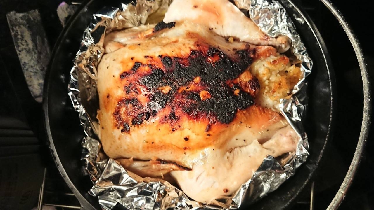 ダッチオーブンで作る丸鶏 ローストチキン レシピ 作り方 By パンダ12 楽天レシピ ダッチオーブンで作る丸鶏 ローストチキン レシピ 作り方 By パンダ12 楽天レシピ