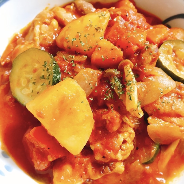 フライパンで簡単 鶏肉と野菜のトマト缶煮込み レシピ 作り方 By Cocopoteito 楽天レシピ フライパンで簡単 鶏肉と野菜のトマト缶煮込み レシピ 作り方 By Cocopoteito 楽天レシピ