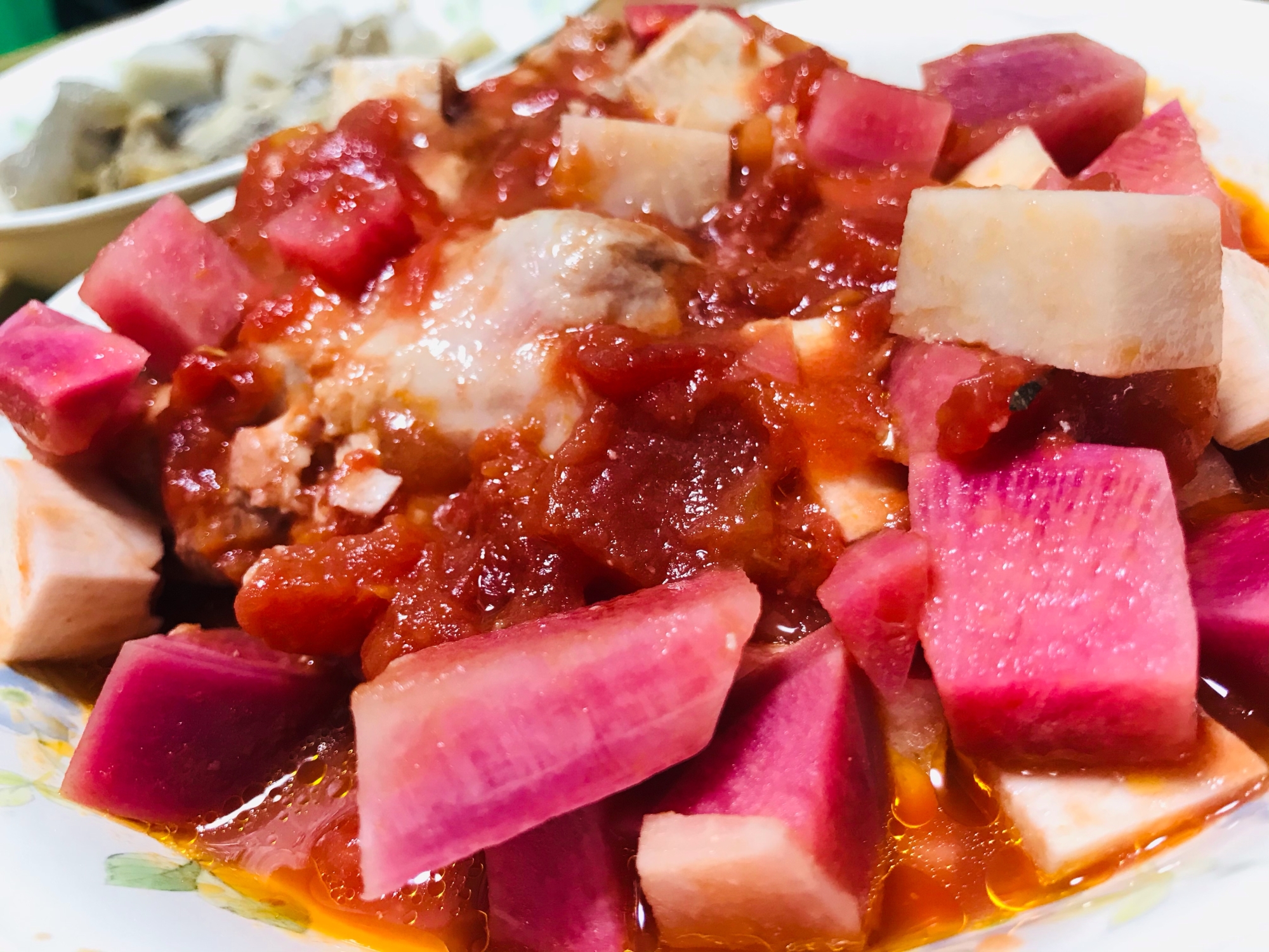 紫大根と筍芋のチキントマトスープ