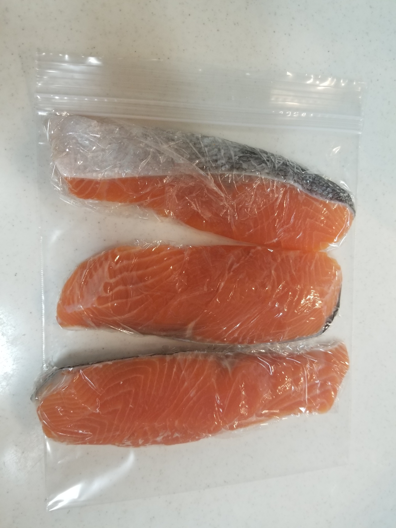 鮭の切り身の冷凍保存方法 レシピ 作り方 By ぎすあんくん 楽天レシピ