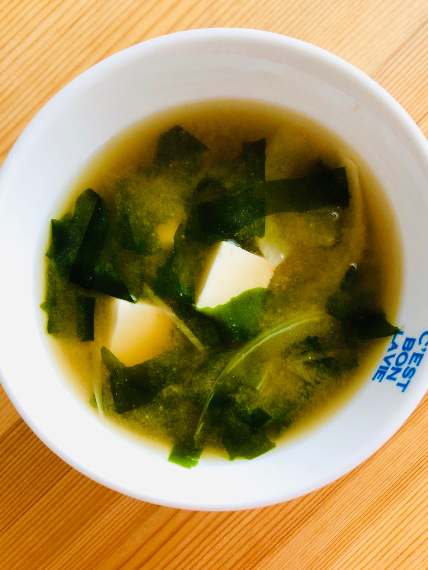 豆腐とわかめと玉ねぎの味噌汁 レシピ 作り方 By きのこのみみ 楽天レシピ