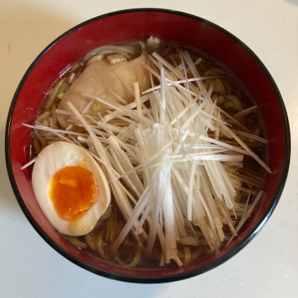 いつもこちらのレシピで味玉を作らせて頂いてます。私は茹で時間7分が好みです。つくりおきしておけば、おやつや夜食の代わりにもなって健康的で助かってます！