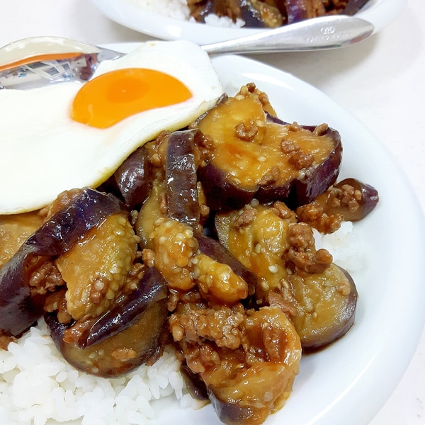 子供が喜ぶ ナスと合挽肉の簡単ボロネーゼ丼 レシピ 作り方 By Acchan66 楽天レシピ 子供が喜ぶ ナスと合挽肉の簡単ボロネーゼ丼 レシピ 作り方 By Acchan66 楽天レシピ