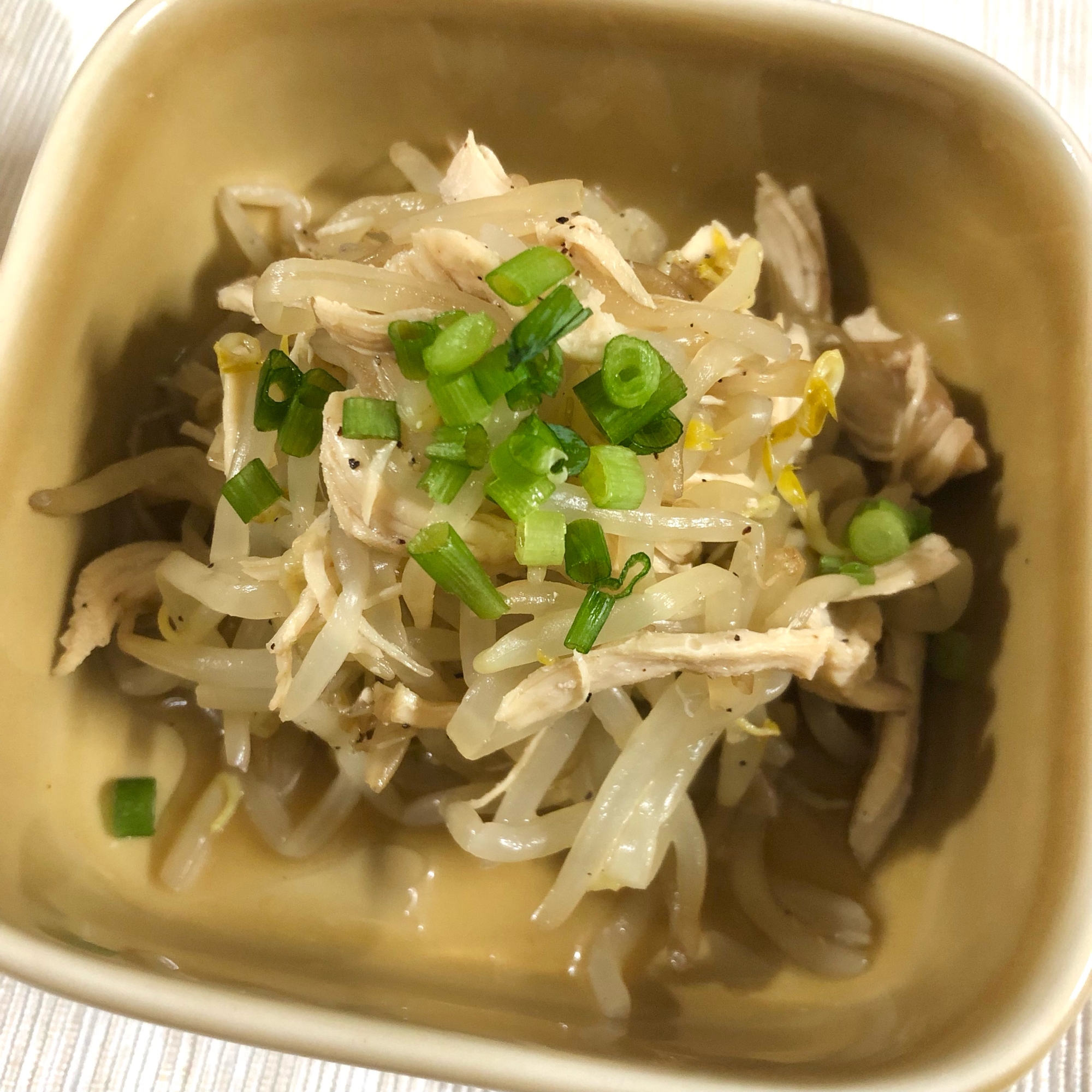 もやしとささみの鶏がらスープ和え