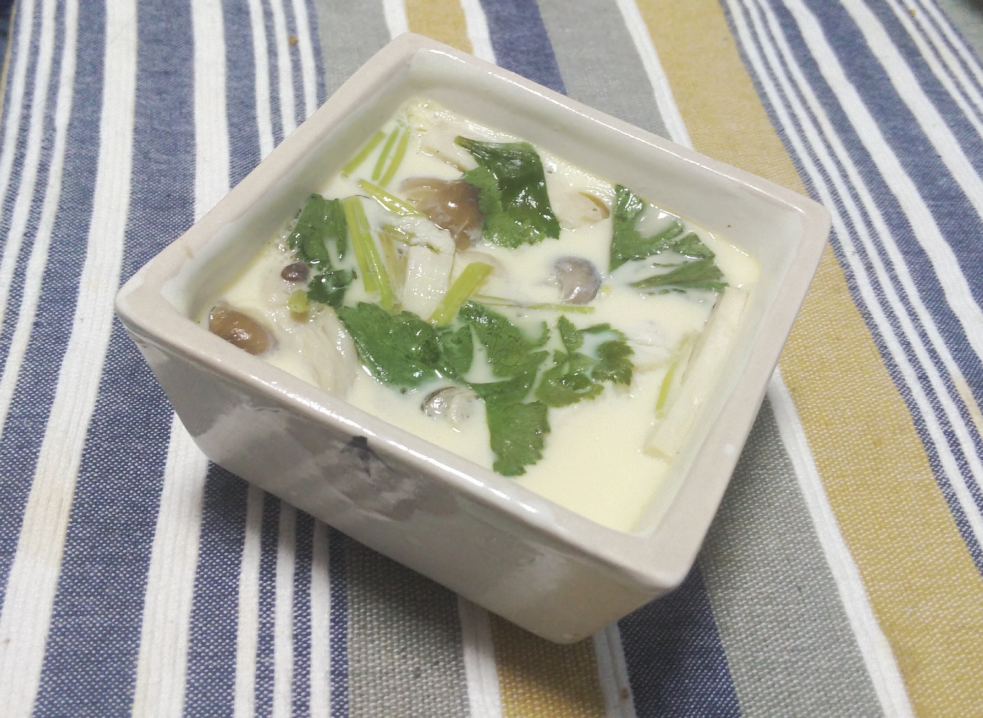 きのこと豆乳の茶碗蒸し レシピ 作り方 By 菌活女子 楽天レシピ きのこと豆乳の茶碗蒸し レシピ 作り方 By 菌活女子 楽天レシピ