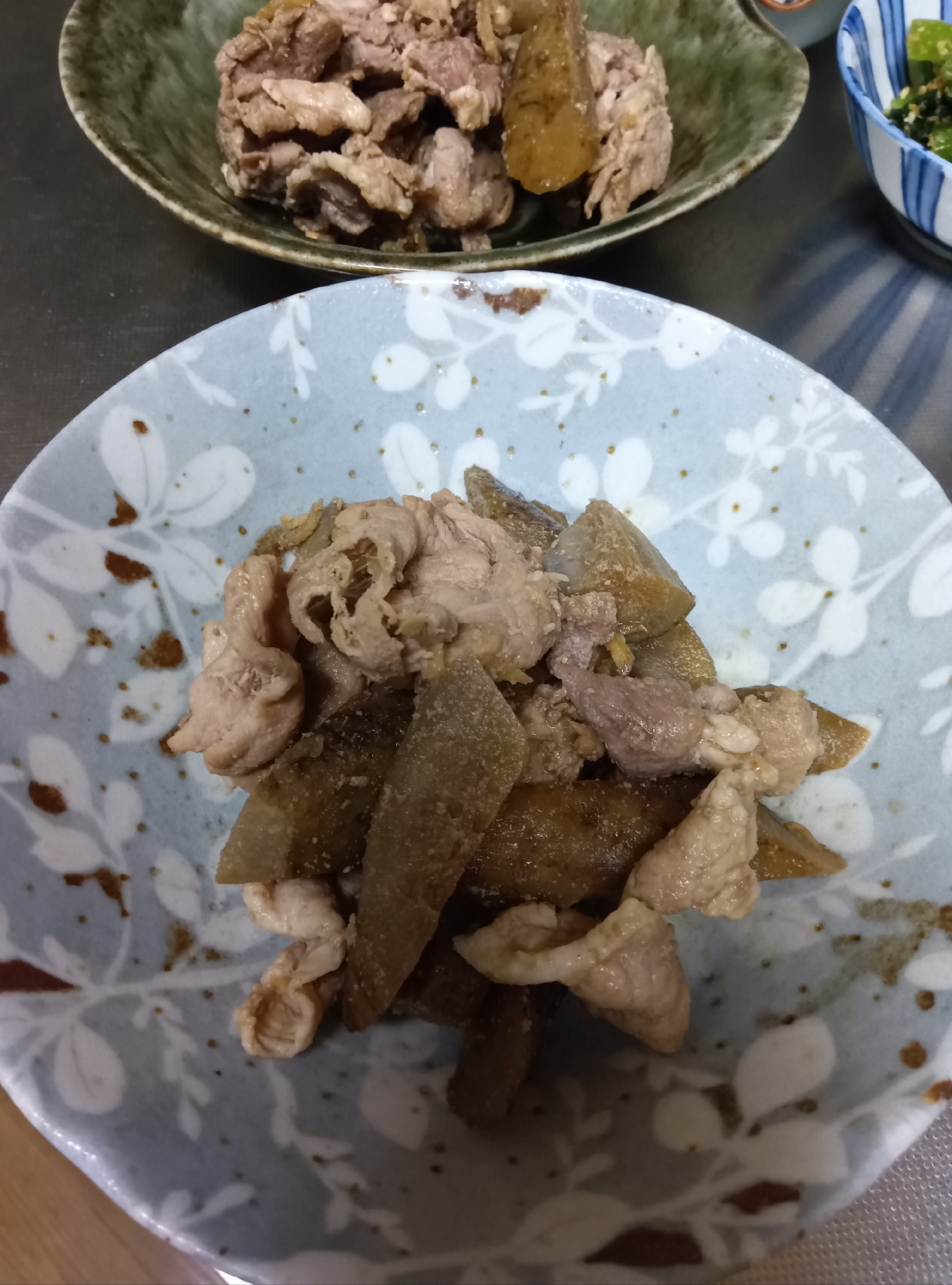 豚こま とごぼうの生姜煮