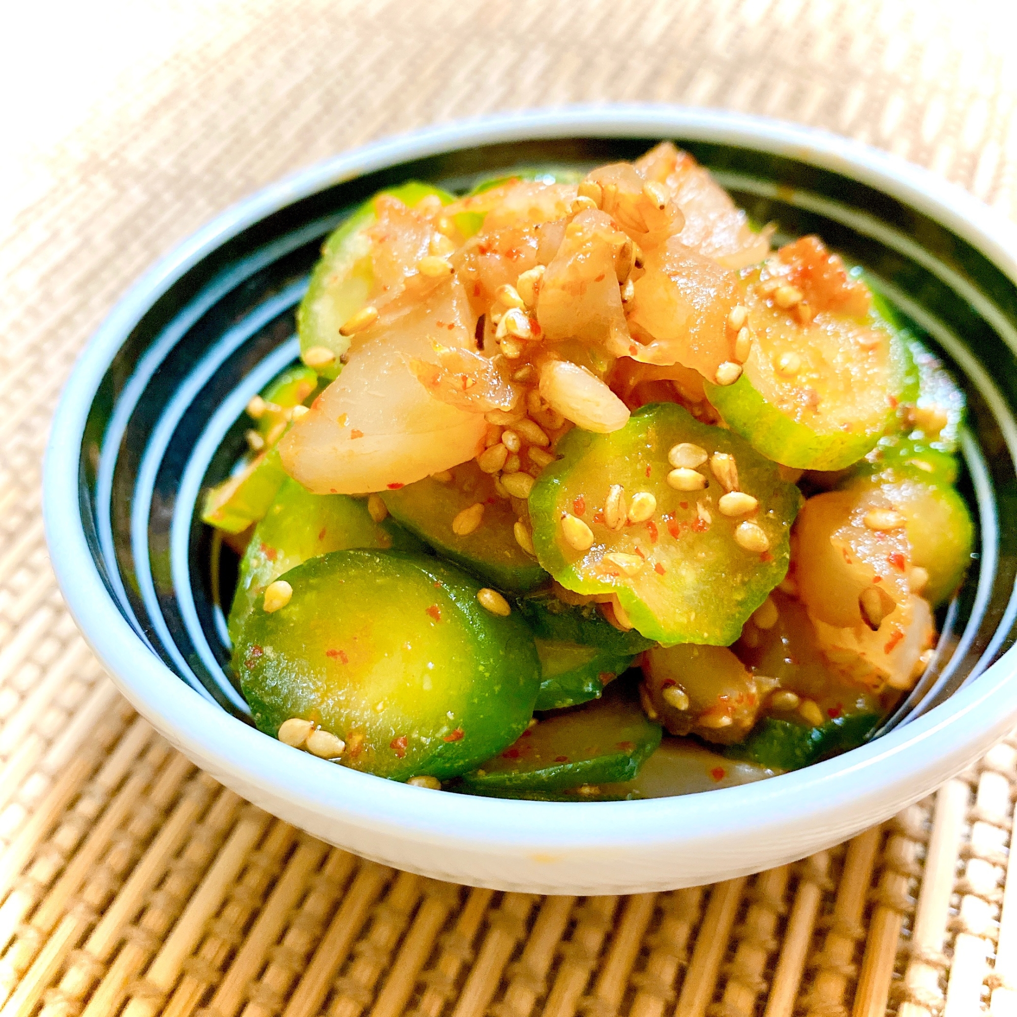 簡単おつまみ♪きゅうりとザーサイのピリ辛和え