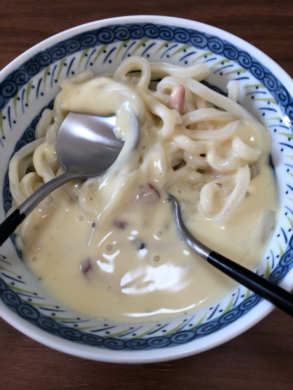 簡単！カルボナーラうどん　生クリーム無し