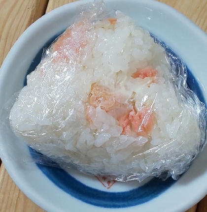 水玉模様さん、レポありがとうございます♥️お昼に、鮭マヨおにぎり作りました☘️とてもおいしかったです♪
素敵なレシピ、ありがとうございます(*ﾟー^)
