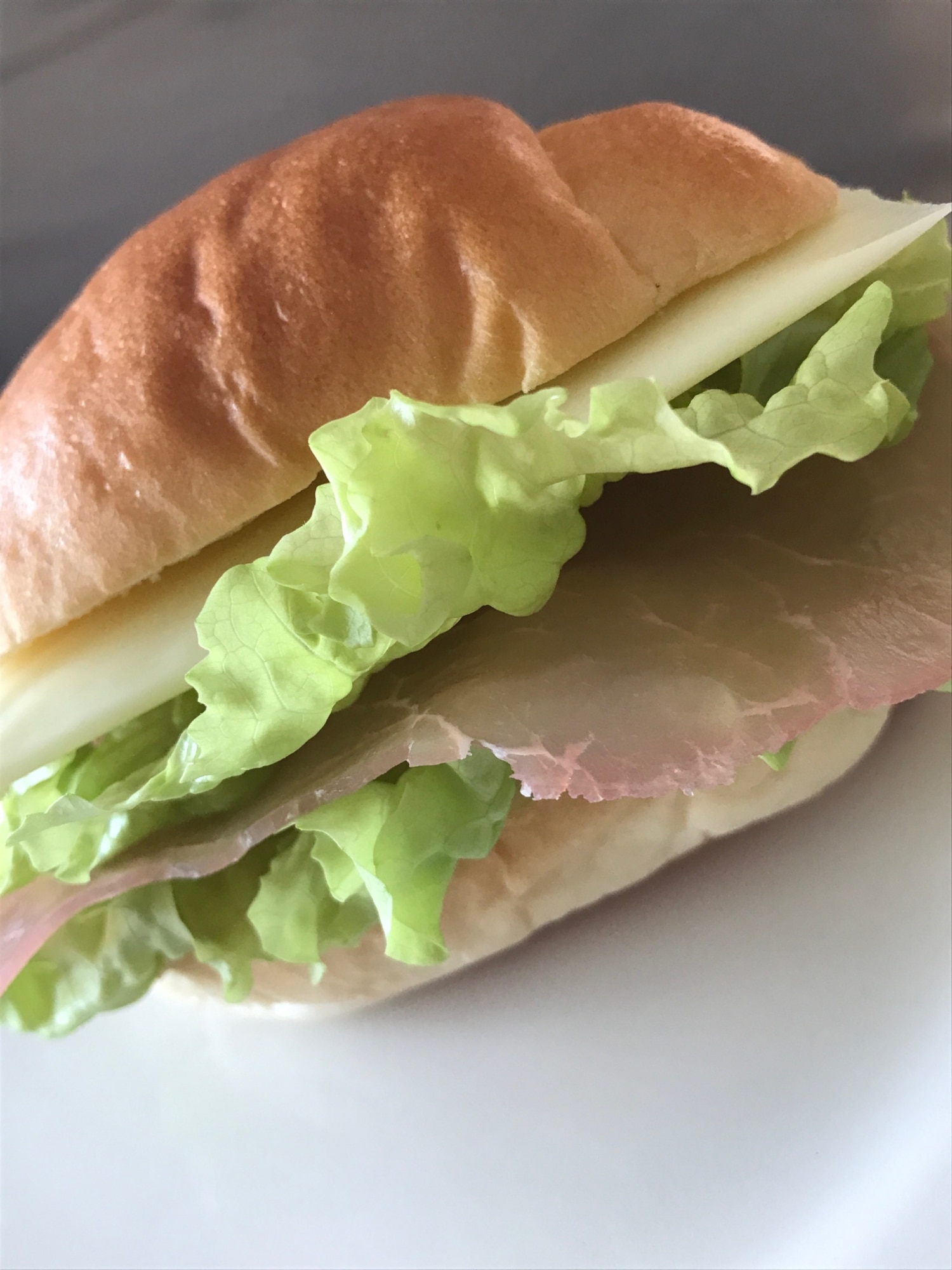 生ハムサンドイッチ レシピ・作り方 by ⁎⁺˳ ༚♡༄☆♡⭐︎˚ ₊ 楽天レシピ