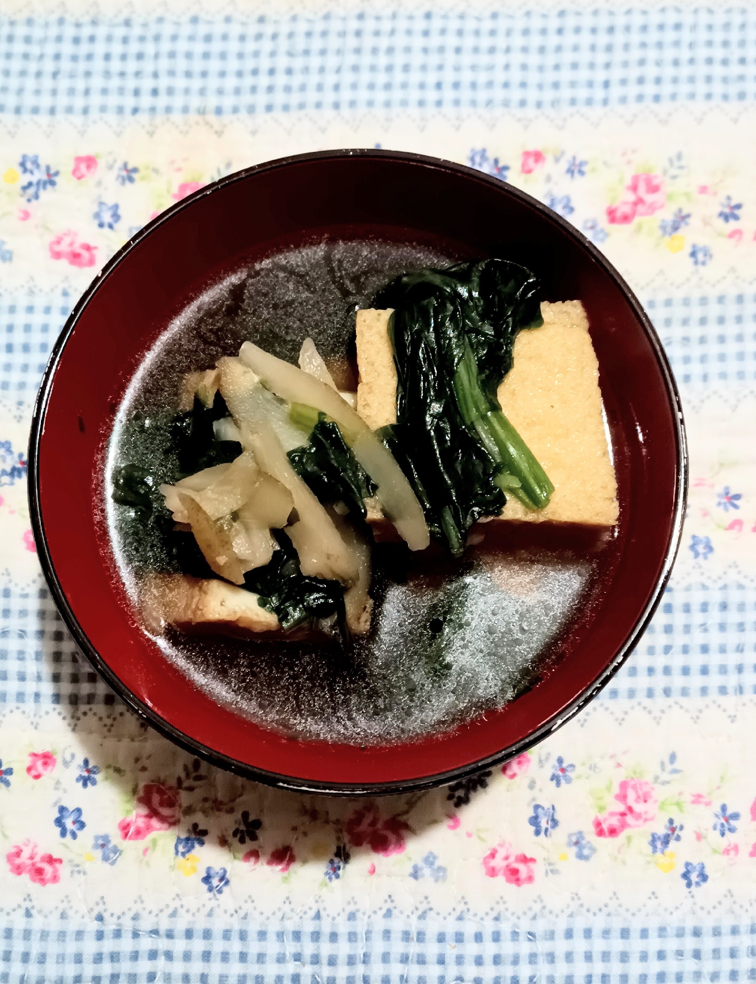 冷凍ごぼうとほうれん草のあつあつ厚揚げ豆腐汁★