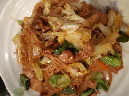 豚バラ肉と5種野菜の焼きそば