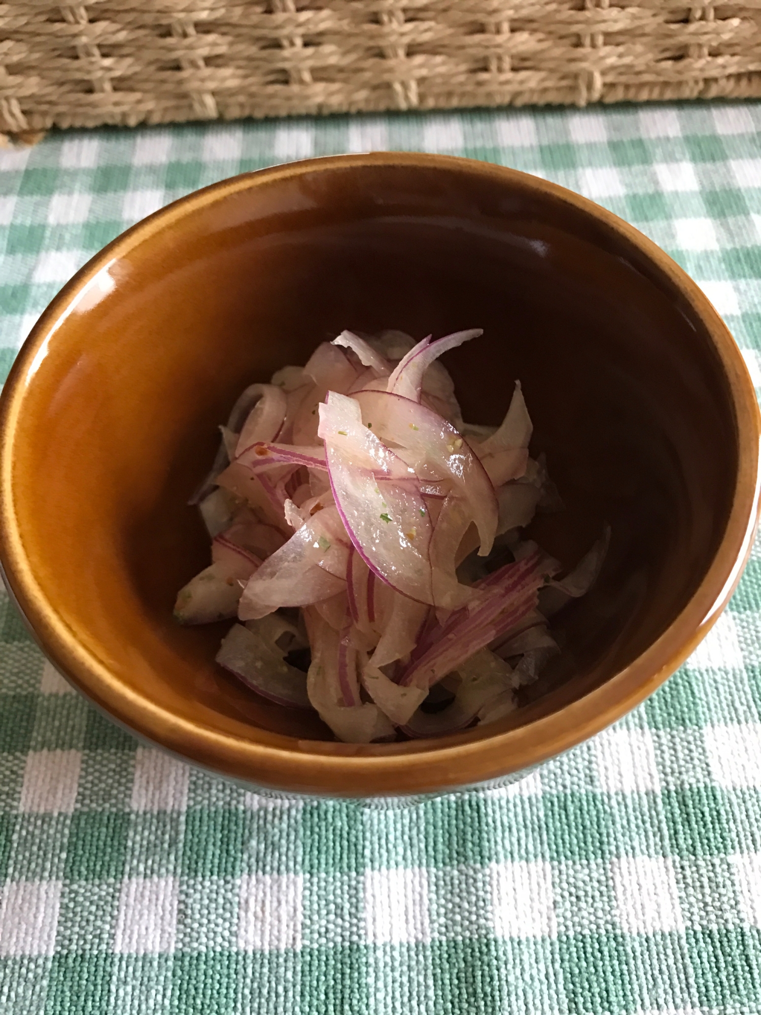 紫玉ねぎのサラダ