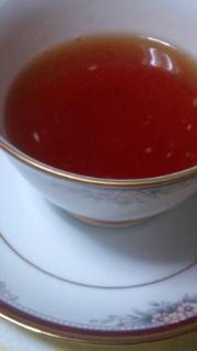 紅茶には蜂蜜派でしたが、ほんのり甘いグラニュー糖も久々いいですね！