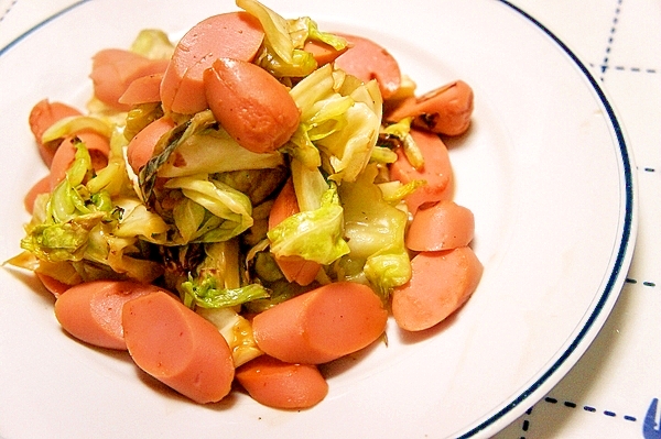 節約！お肉がなくても美味しい野菜炒め（๑ゝω・๑）