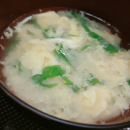 水菜と溶き卵の味噌汁