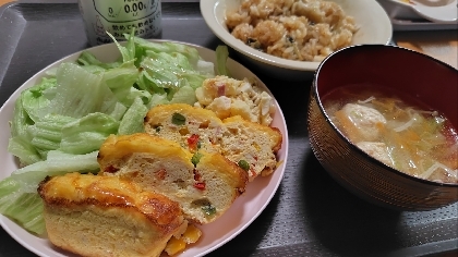 混ぜて焼くだけ、簡単でヘルシーな豆腐入りキッシュ