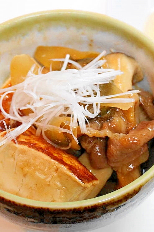 和食の定番・ご飯にもお酒にもピッタリ！肉豆腐