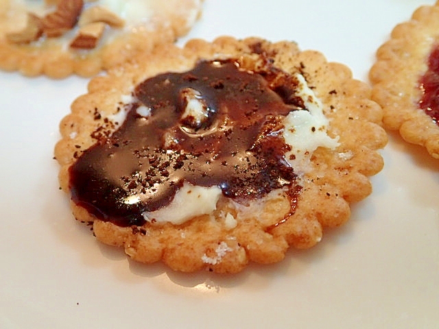 クリームチーズとチョココーヒーの焼きハーベスト