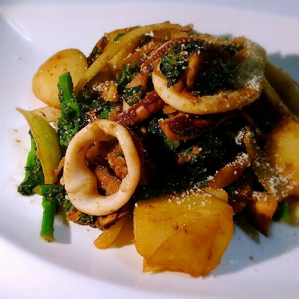 激うまイカと春野菜のガリバタ炒め レシピ 作り方 By まさむね55 楽天レシピ 激うまイカと春野菜のガリバタ炒め レシピ 作り方 By まさむね55 楽天レシピ