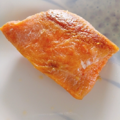 銀鮭のガーリック塩バター焼き