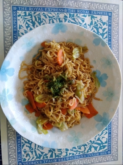 豚肉と野菜としめじの焼きそば