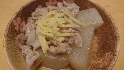 アルプスの乙女さん
こんばんは☆
今夜の副菜です!!
本当にご飯にピッタリです*^^*
煮物にオイスターソースって初めてだけど、合いますね♪
ごちそうさまでした