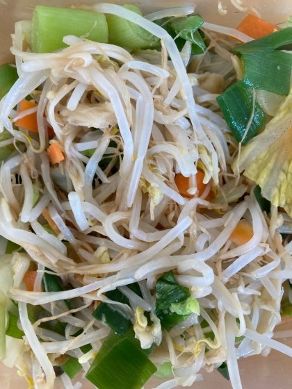 チンゲン菜とにんじんとしめじの生姜ポン酢和え