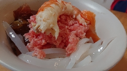 マグロ海鮮ちらし寿司♪生姜入り酢飯で♪