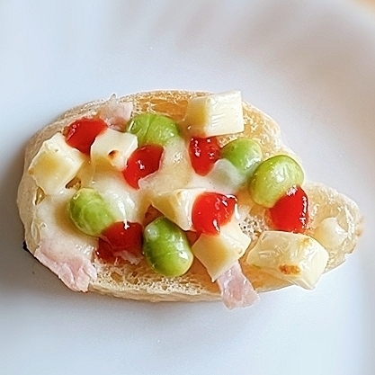 チーズたっぷりピザトースト