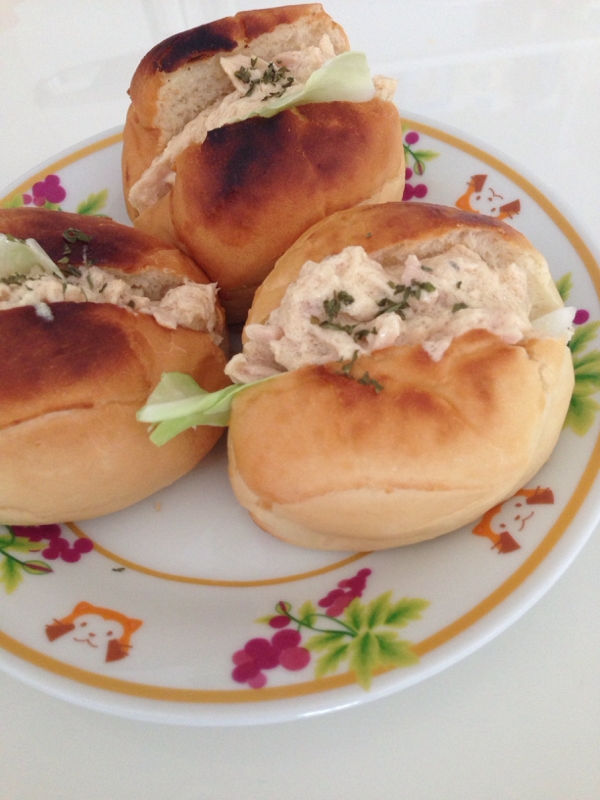 コストコのディナーロールで ツナマヨサンド レシピ 作り方 By ふみこ 楽天レシピ コストコのディナーロールで ツナマヨサンド レシピ 作り方 By ふみこ 楽天レシピ