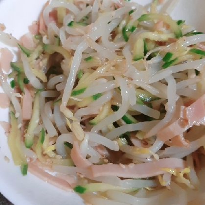 もやしときゅうりとハムの中華サラダ