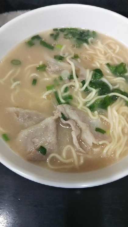 マルちゃん正麺　ねぎ油香るもやしシメジ豚骨ラーメン