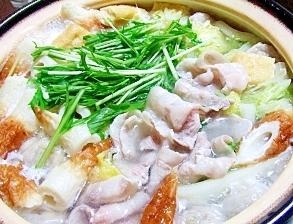 スープがとてもおいしい♡
ニラ→水菜、鶏→ももだけど油揚げは代用なしで入れました。重要ですね（*^^*）