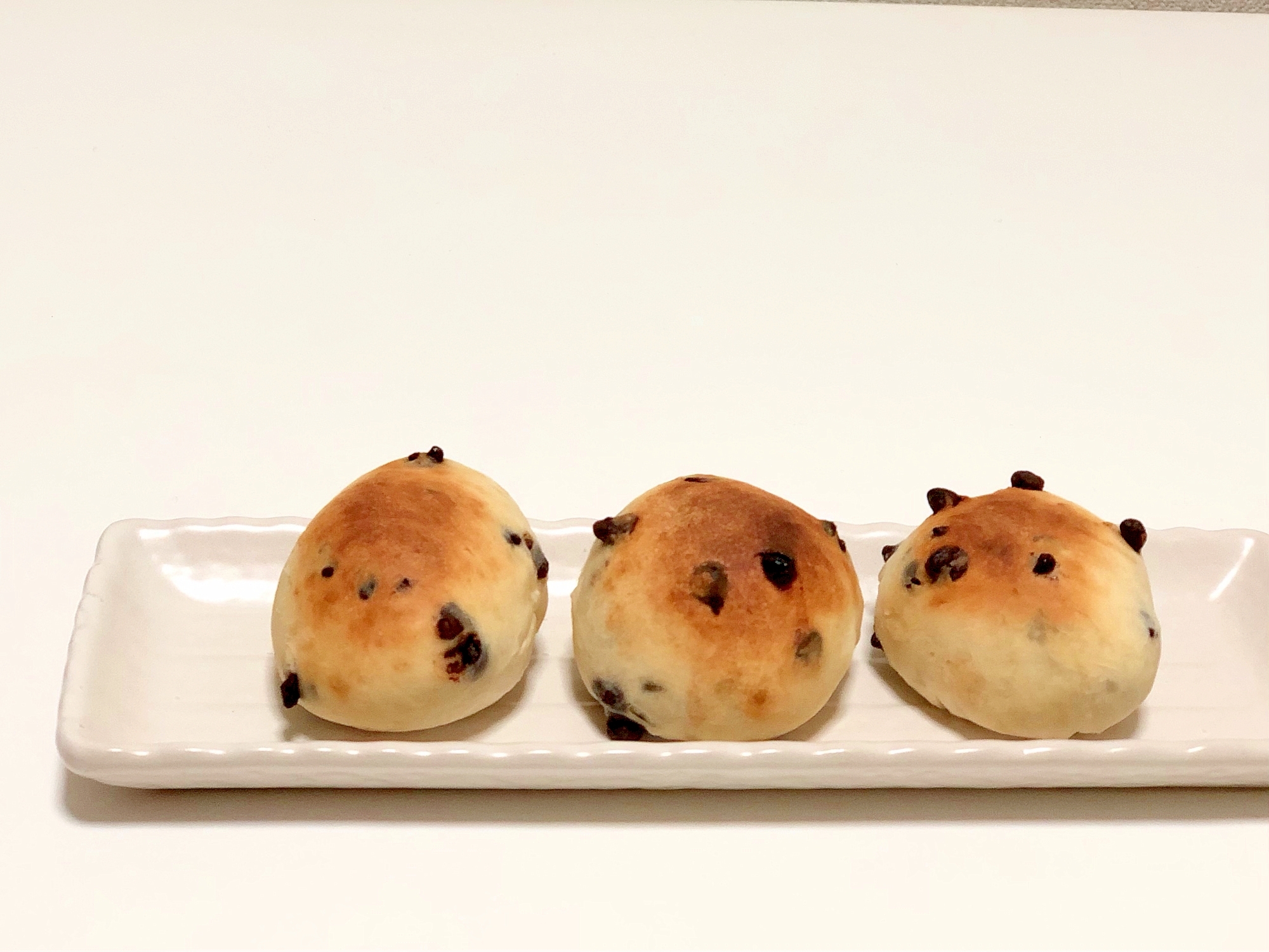 とても簡単 チョコチップ入りチビ丸パン ♪