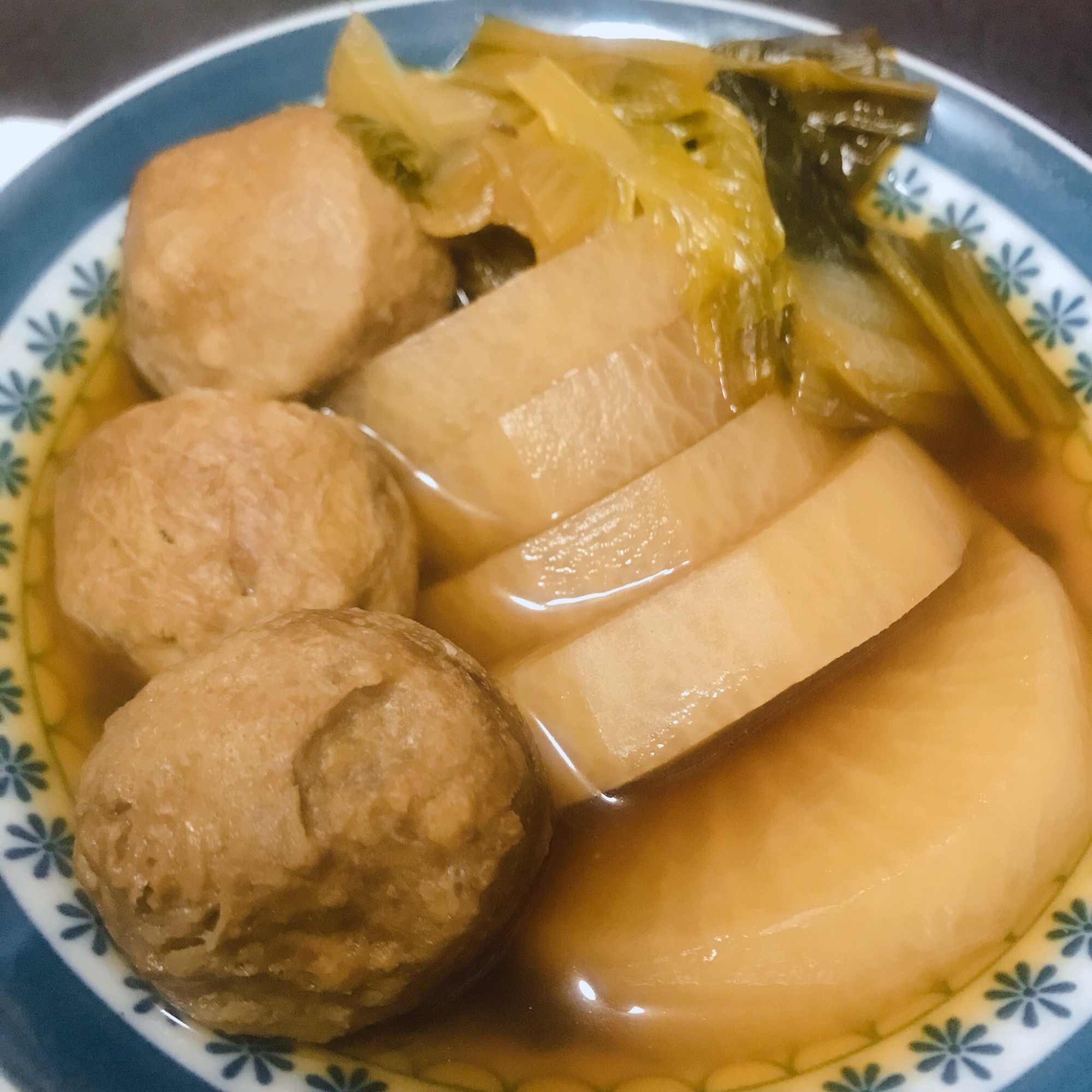 大根とつくねの煮物