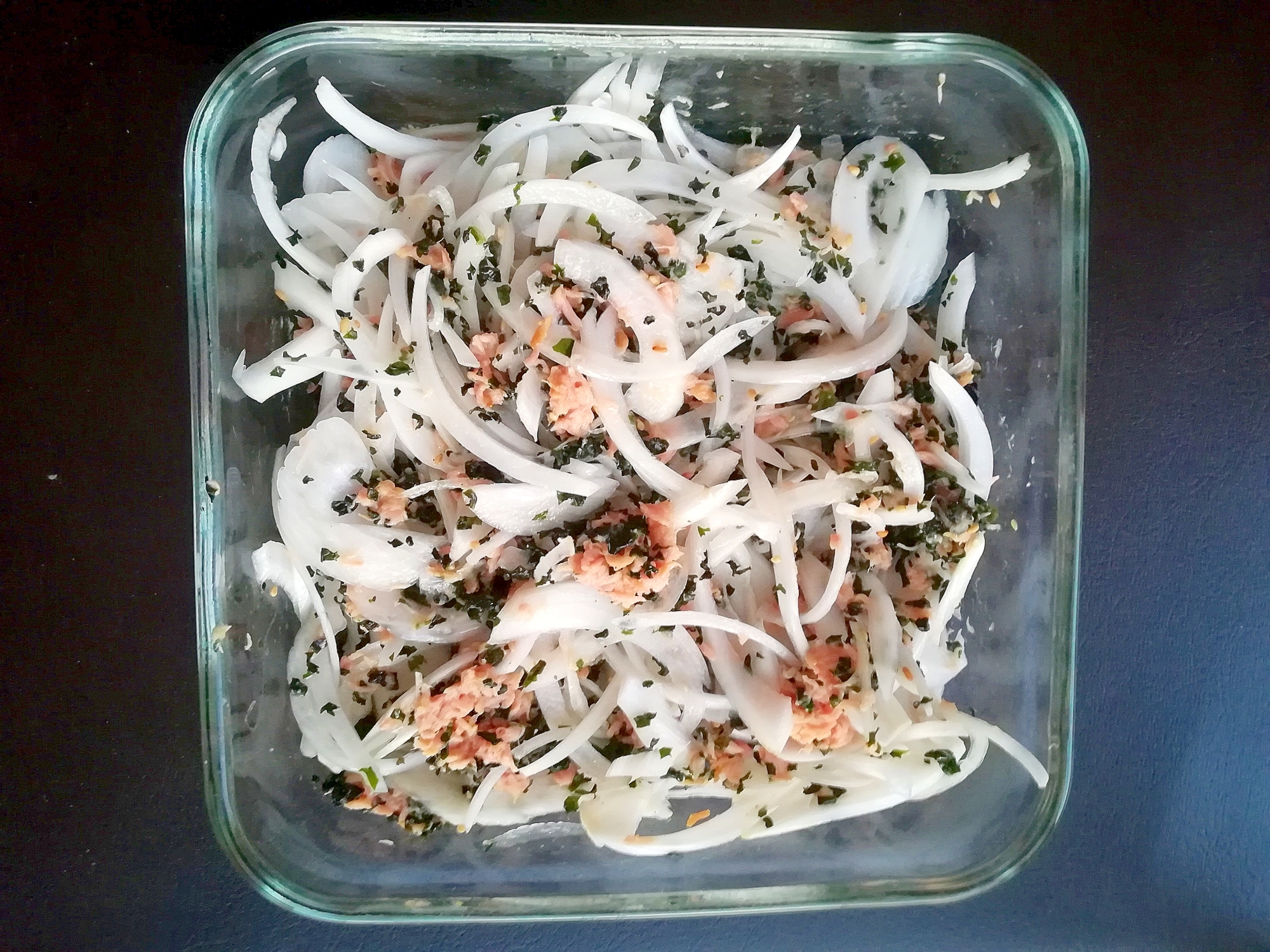 しそわかめふりかけでサラダ♪