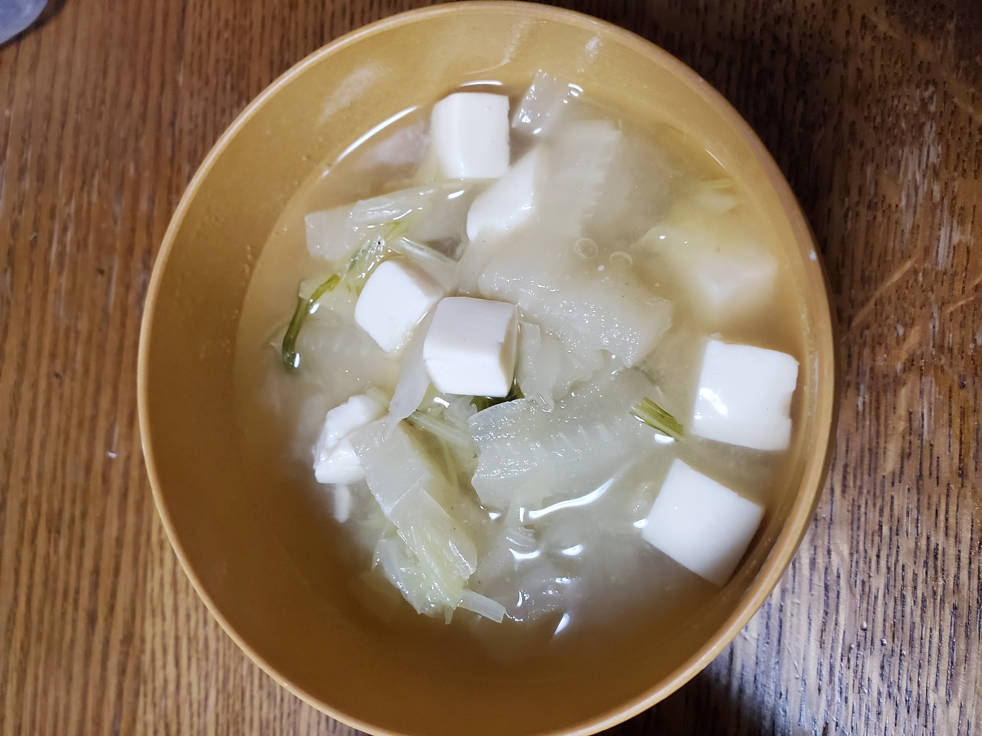 白菜と水菜と豆腐のお味噌汁