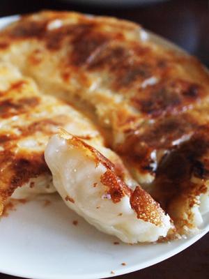 お店みたいなパリパリ美味しい餃子の焼き方 レシピ 作り方 By ろみっしゅ 楽天レシピ