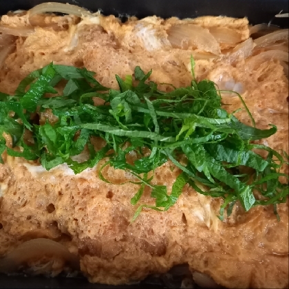 チキンカツ丼☆どんぶり☆チキンカツの卵とじ丼