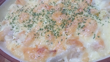 ご飯+トマトパスタソース+チーズ+山芋の三層ドリア