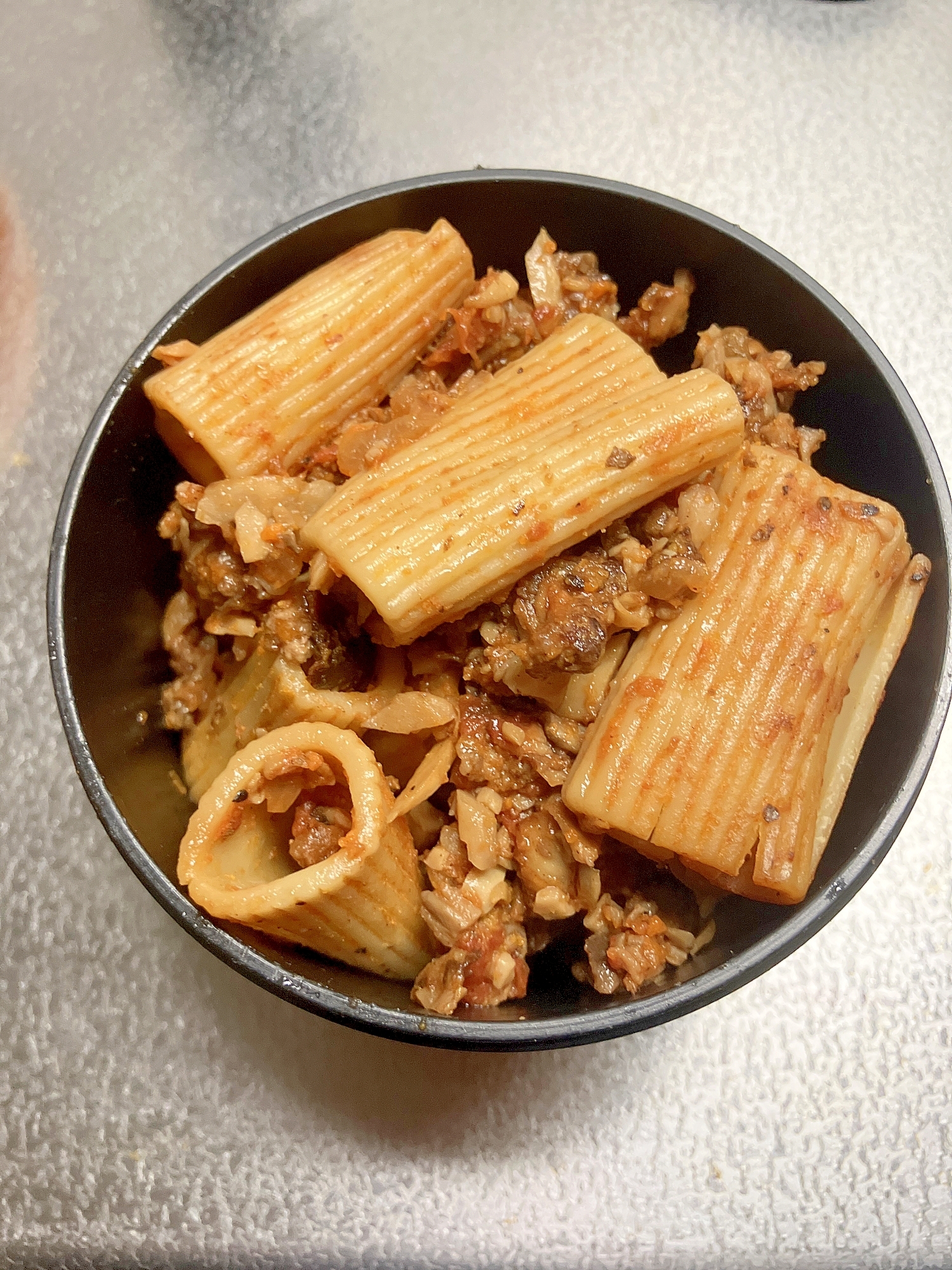 ヘルシー♪きのこミートソースのリガトーニ