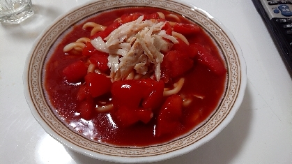 凍りトマトの冷製スープうどん