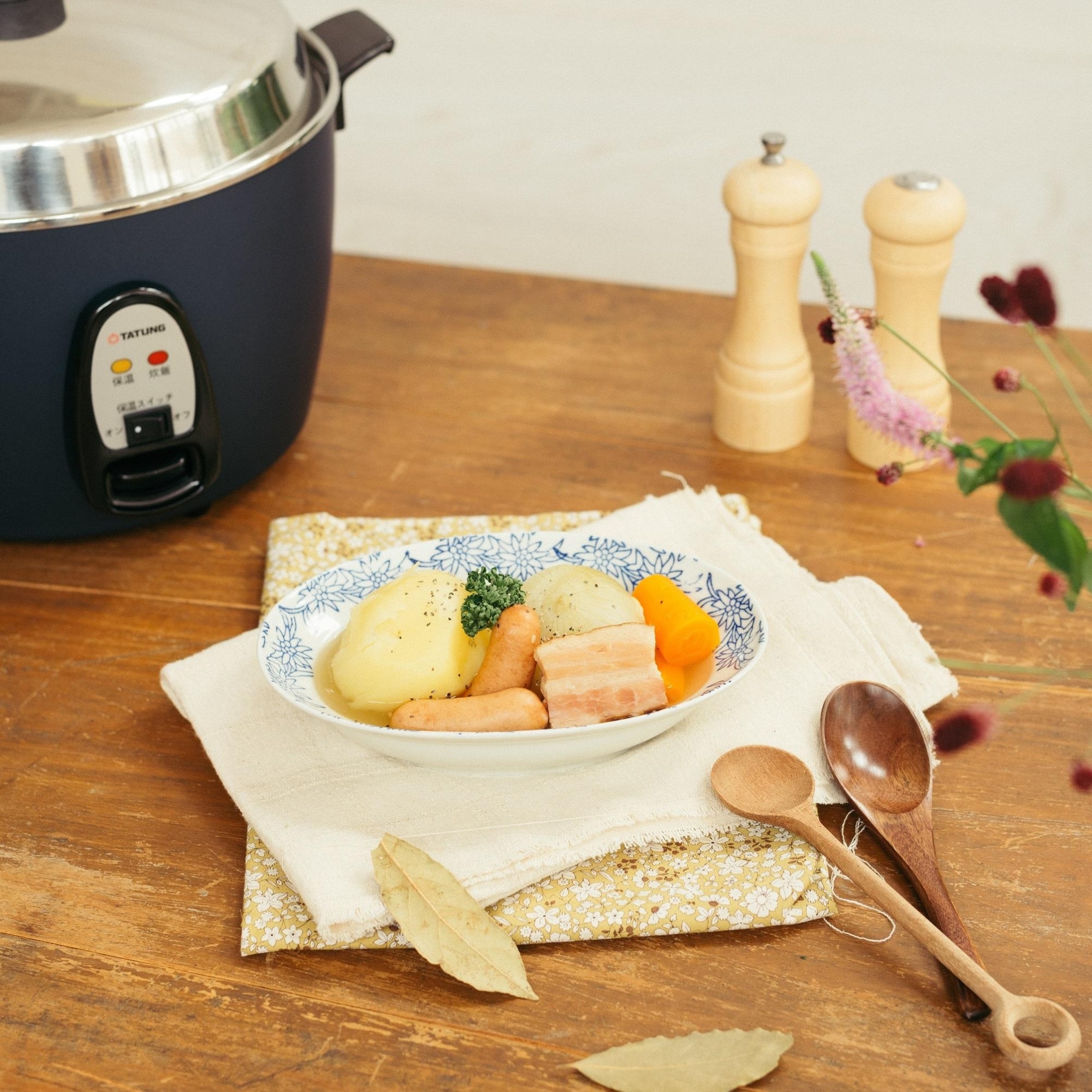 大同電鍋レシピ／まるごと野菜のポトフ レシピ・作り方 by 大同電鍋