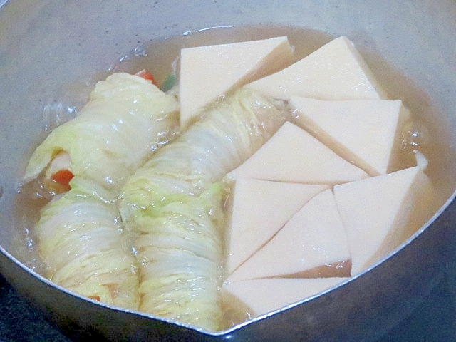高野豆腐とロール白菜の煮物