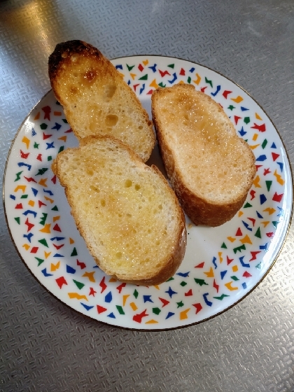 食パンがなかったのでフランスパンで作りました！ピーナッツが少なかったのですが甘くてすごくおいしかったです(^o^)